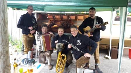Pfingstmontag 2016- Gastahaus Linde in Furth "Wuidsau am Spie&szlig;"